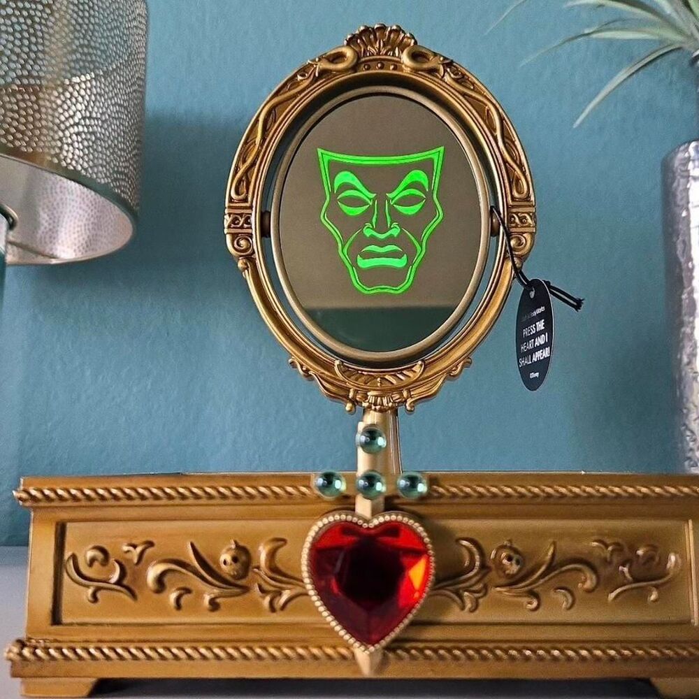 Bath-body-works Gold and Green Decor-home-accesories